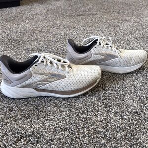 Brooks Anthem 6 Shoes